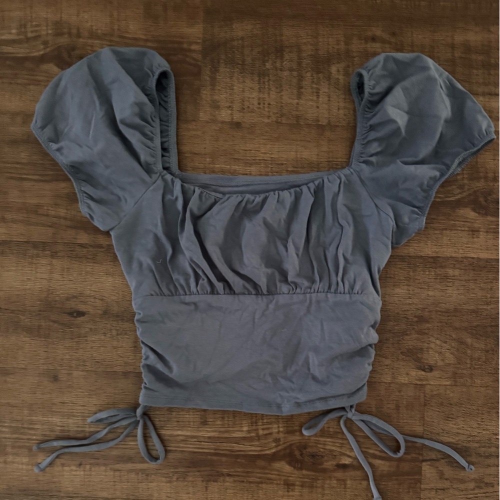 Gray-Blue Puff Sleeve Crop Top